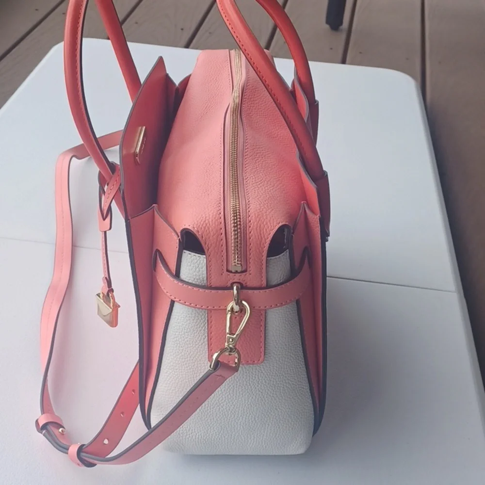 Michael Kors NWT Mercer Medium Belted Satchel - Picture 4 of 13